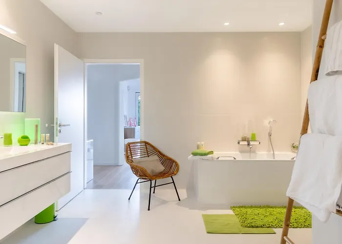 Lejlighed Du Comte De *